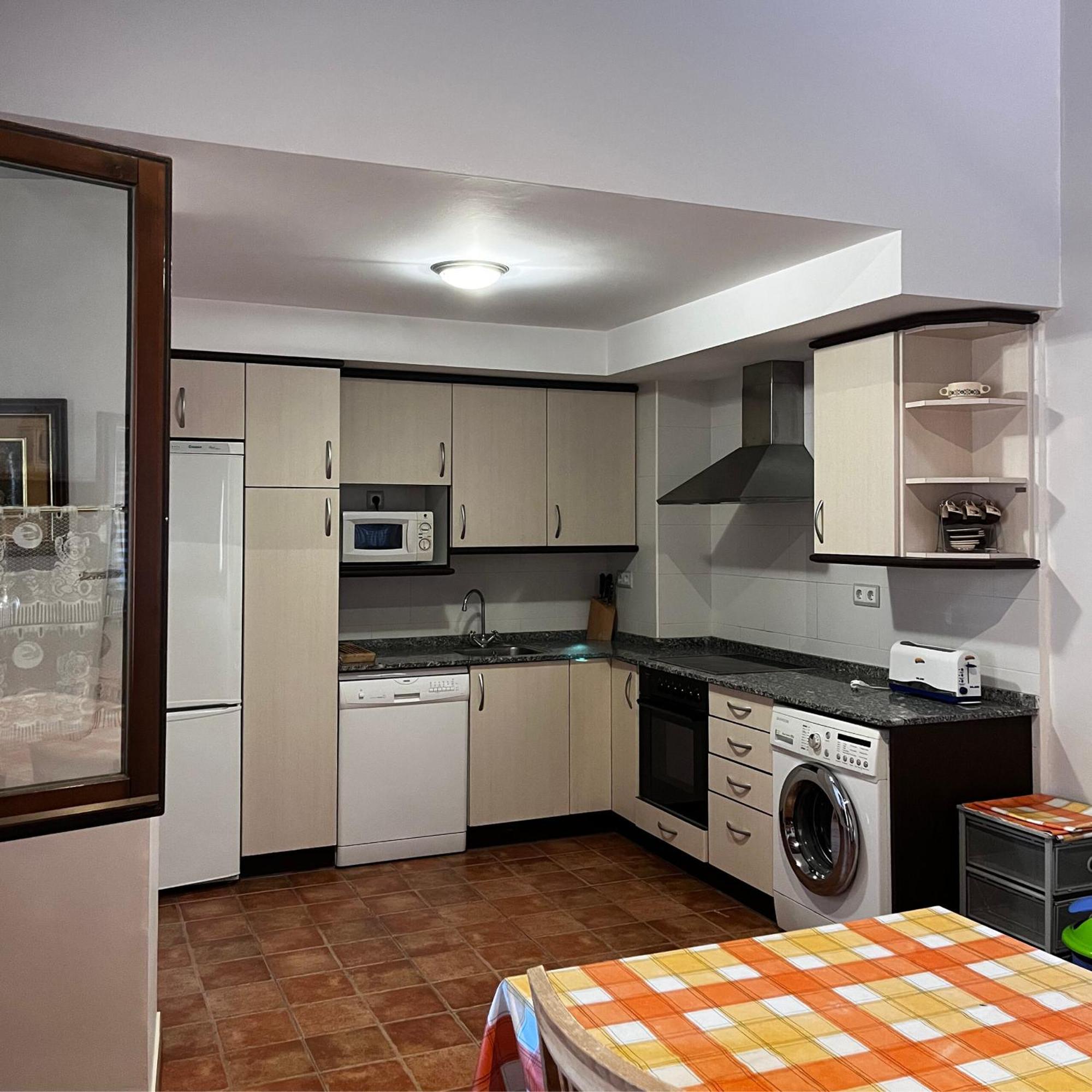 Apartamentos Angelus Plaza Mayor De Γκράους Εξωτερικό φωτογραφία